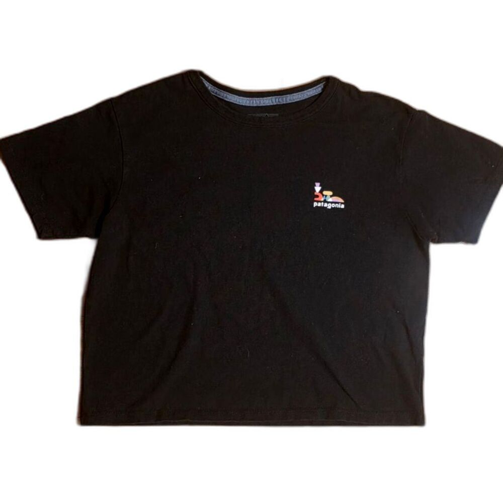 Patagonia "Lose Yourself" Graphic Tee Medium Black Cropped Responsibili-Tee